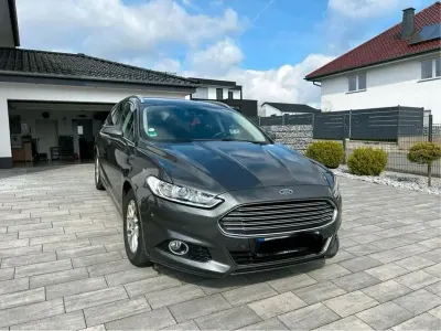 Gebraucht Ford Mondeo Titanium 150 PS (110 kW) 2015 Grau Limousine