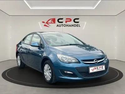 Gebraucht Opel Astra Edition 136 PS (100 kW) 2016 Blau Limousine