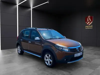 Gebraucht Dacia Sandero Stepway 88 PS (64 kW) 2013 Braun SUV
