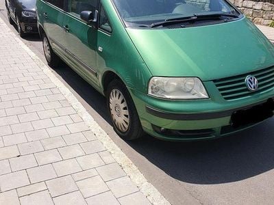 VW Sharan