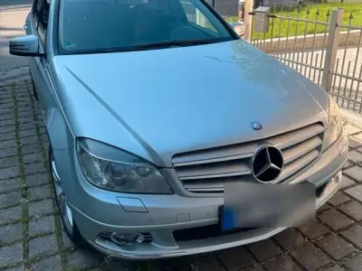 Gebraucht Mercedes B200 204 PS (150 kW) 2009 Silber Van / Kleinbus