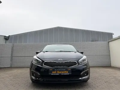 Używany Kia Ceed Edition 7 99 KM (72 kW) 2017 Czarny Hatchback