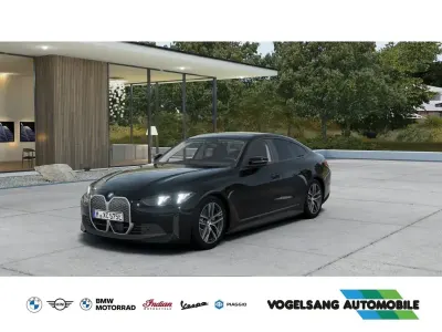 Neu BMW i4 Sport Line 250 kW (340 PS) 2026 Schwarz Limousine