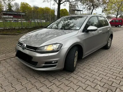 Używany VW Golf VII Edition 122 KM (89 kW) 2014 Srebrny Hatchback