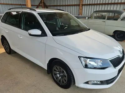 Gebraucht Skoda Fabia Ambition 95 PS (69 kW) 2018 Weiß Kombi