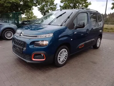 Gebraucht Citroën Berlingo XTR 131 PS (96 kW) 2019 Blau Van / Kleinbus
