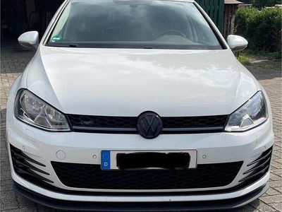 Weiß Gebraucht 2016 VW Golf VII Allstar Limousine | 12.200 € (Fairer Preis)