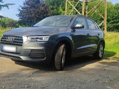 Gebraucht Audi Q3 Comfort 180 PS (132 kW) 2016 Grau SUV
