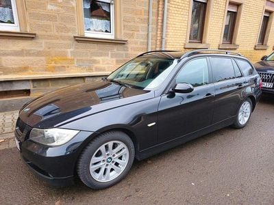 Gebraucht BMW 318 143 PS (105 kW) 2008 Schwarz Kombi