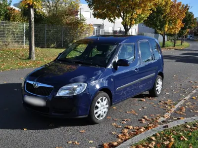 Gebraucht Skoda Roomster 85 PS (62 kW) 2009 Blau Van / Kleinbus