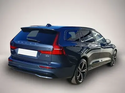 Gebraucht Volvo V60 Plus 197 PS (144 kW) 2025 Blau Kombi