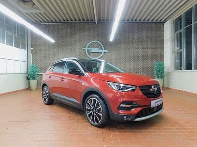 Second-hand Opel Grandland X Ultimate 181 CP (133 kW) 2021 Roșu SUV
