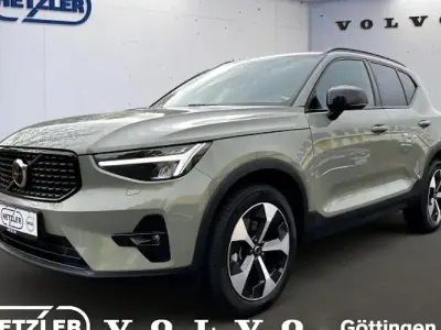 Usata Volvo XC40 Plus 197 CV (144 kW) 2024 Verde SUV