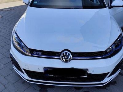 Gebraucht VW Golf VII GTE 150 PS (110 kW) 2017 Weiß Limousine