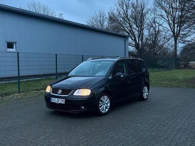 Gebraucht VW Touran 140 PS (102 kW) 2005 Schwarz Van / Kleinbus