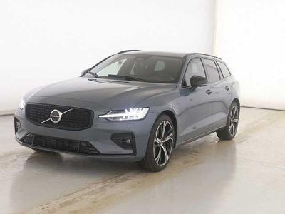 Używany Volvo V60 145 KM (106 kW) 2024 Kombi