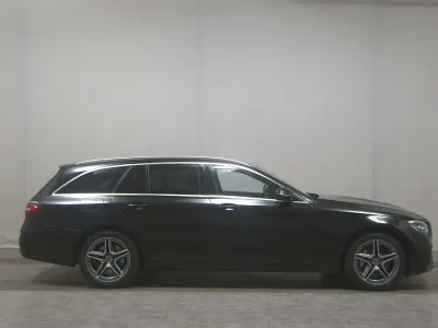 Gebraucht Mercedes E300 AMG line 320 PS (235 kW) 2022 Schwarz Limousine