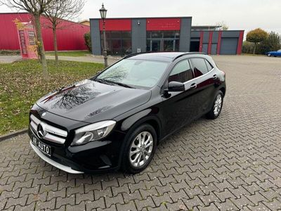 Mercedes GLA200