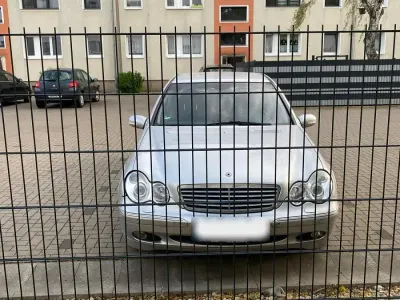 Gebraucht Mercedes C180 143 PS (105 kW) 2003 Grau Limousine