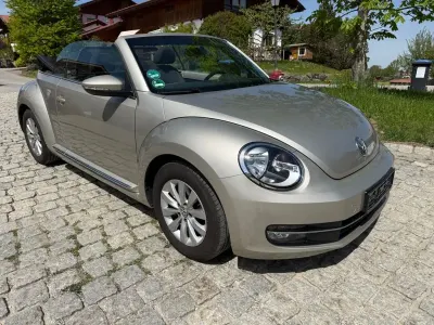 Usata VW Beetle Cabriolet Design 105 CV (77 kW) 2015 Argento Cabrio