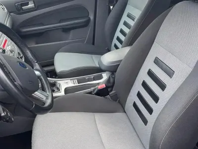 Gebraucht Ford Focus 85 PS (62 kW) 2008 Blau Kleinwagen