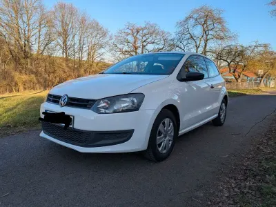 Gebraucht VW Polo Trendline 60 PS (44 kW) 2014 Weiß Kleinwagen