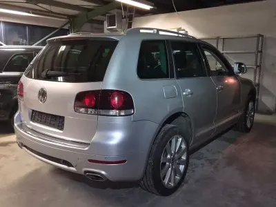 Brugt VW Touareg R-line 239 HK (175 kW) 2009 Sølv SUV