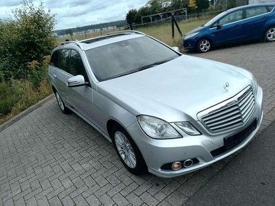 Mercedes E220