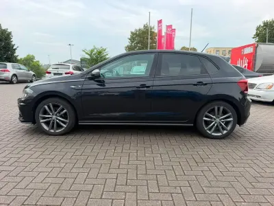 Gebraucht VW Polo Highline 95 PS (69 kW) 2018 Schwarz Kleinwagen