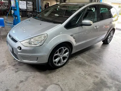 Gebraucht Ford S-MAX Individual 140 PS (102 kW) 2006 Silber Van / Kleinbus