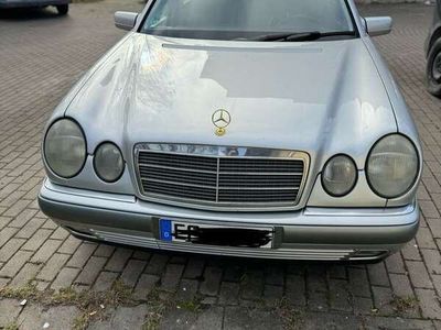 gebraucht Mercedes E240 Elegance