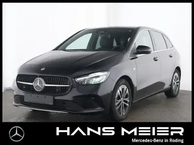 Gebraucht Mercedes B250 Advanced 163 PS (119 kW) 2025 Schwarz Kleinwagen