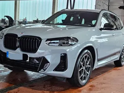 Gebraucht BMW X3 M Sport 190 PS (139 kW) 2024 Grau SUV
