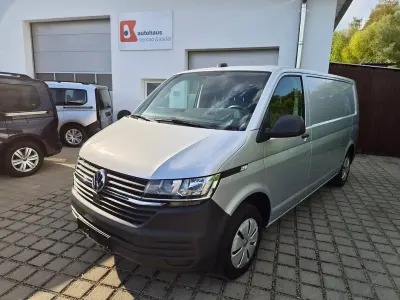 Gebraucht VW T6.1 150 PS (110 kW) 2023 Silber Van