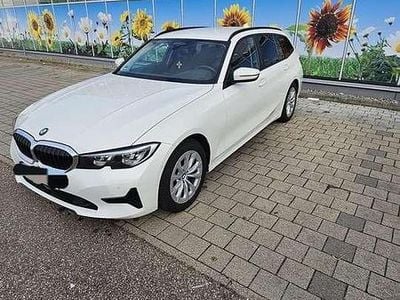 Gebraucht 2020 BMW 320 Advantage Kombi | 22.000 € (Teuer)