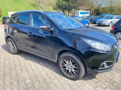 gebraucht Hyundai ix35 4WD 8-fach bereift