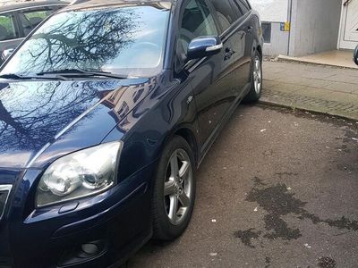 gebraucht Toyota Avensis 2.2 diesel