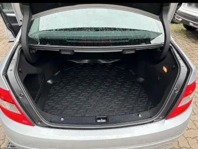 Gebraucht Mercedes C180 Avantgarde 150 PS (110 kW) 2012 Silber Limousine
