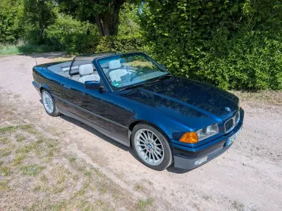 Gebraucht BMW 325 Cabriolet Performance 192 PS (141 kW) 1993 Blau Cabrio