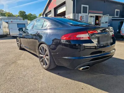 Second-hand Jaguar XF 155 CP (114 kW) 2011 Negru Berlinǎ