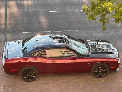 Gebraucht Dodge Challenger 377 PS (277 kW) 2017 Rot Coupé