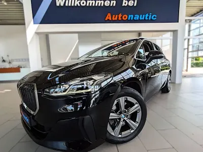 Gebraucht BMW 218 Active Tourer 150 PS (110 kW) 2022 Schwarz Van / Kleinbus