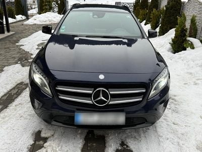 Gebraucht Mercedes GLA220 177 PS (130 kW) 2016 Blau SUV