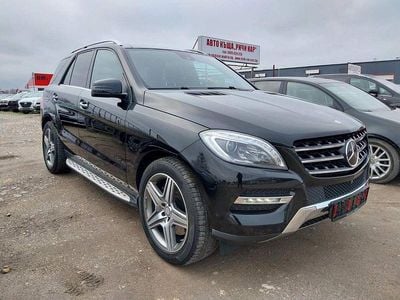 Schwarz Gebraucht 2015 Mercedes ML500 SUV | 20.000 € (Fairer Preis)