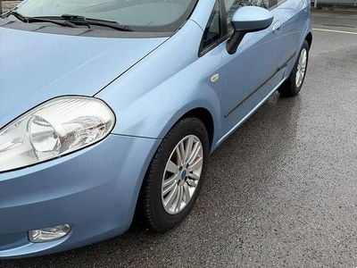Gebraucht Fiat Punto 95 PS (69 kW) 2006 Blau Kleinwagen