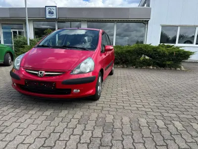 Gebraucht Honda Jazz LS 83 PS (61 kW) 2008 Milano red Kleinwagen