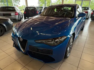 Gebraucht Alfa Romeo Giulia Veloce 209 PS (153 kW) 2019 Blau Limousine