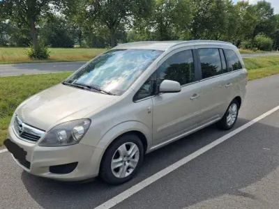 Gebraucht Opel Zafira 140 PS (102 kW) 2010 Grau Van / Kleinbus