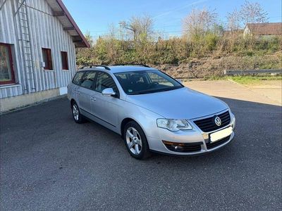 Usata VW Passat Highline 110 CV (80 kW) 2009 Argento Station wagon