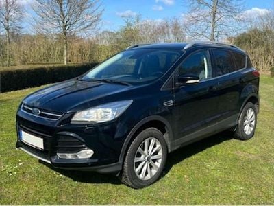Gebraucht Ford Kuga Titanium 150 PS (110 kW) 2016 Schwarz SUV